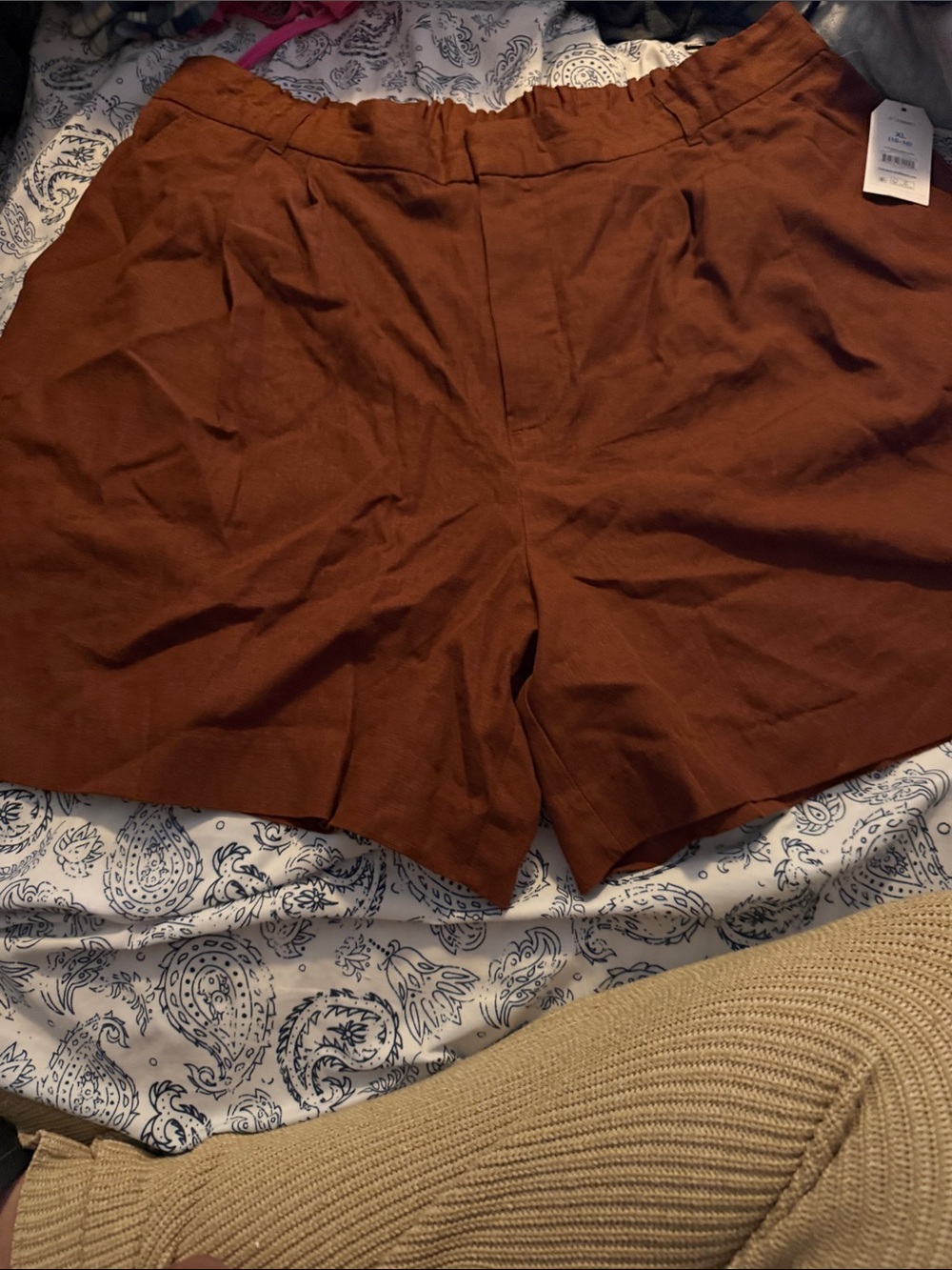 Time and Tru Rust Brown Women’s Paperbag Waist Shorts